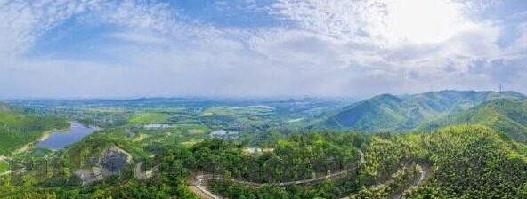 看成人免费日b视频-成人免费日B视频，网络文化与个人界限的微妙平衡